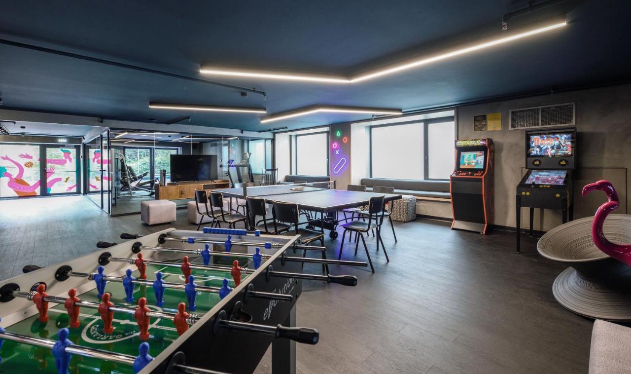 Onoma Hotel Thessaloniki Exterior foto The games room at the University of Bath